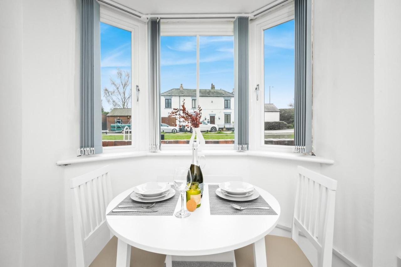 Beautiful Waterside Apartment - Parking - Perry Barr - Top Rated Birmingham Eksteriør bilde