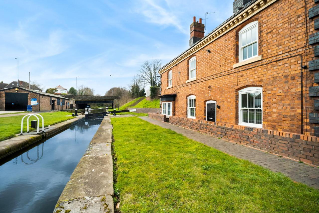 Beautiful Waterside Apartment - Parking - Perry Barr - Top Rated Birmingham Eksteriør bilde